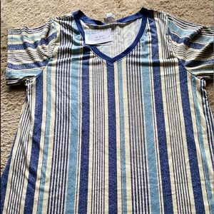 Lularoe Christy T - Size 2 XL